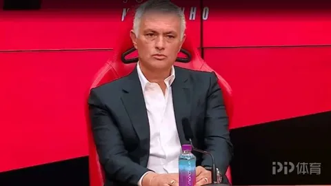 科林·贝尔执掌中国U20女足教鞭