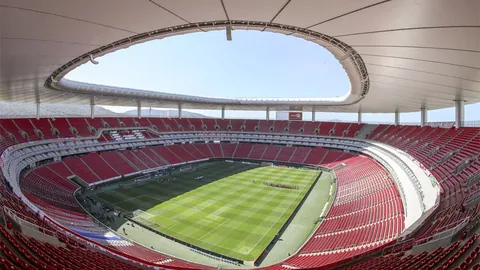 莫伊塞斯述说泰山往事：球迷深情告白，同窗情谊难忘